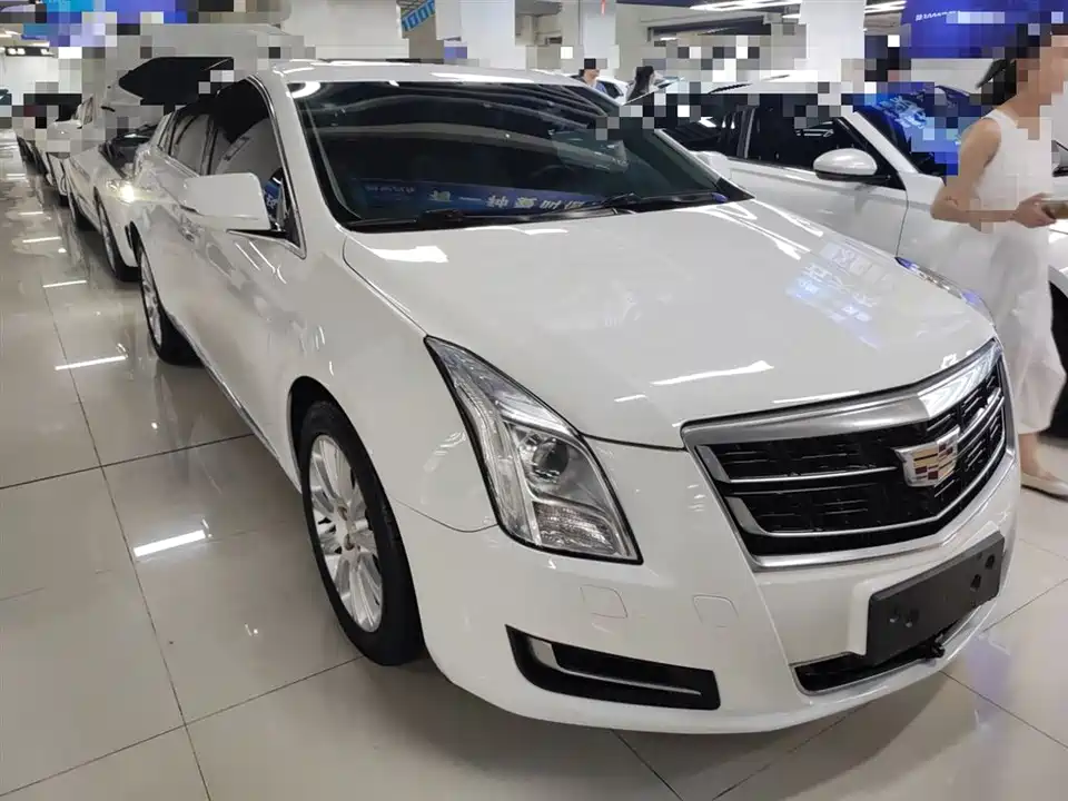 Cadillac XTS