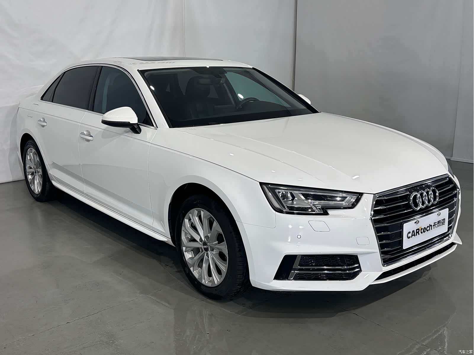 Audi A4L, 2019 3