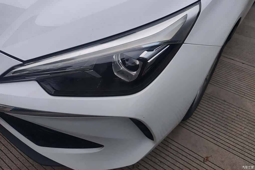 Roewe i5, 2025 все фото