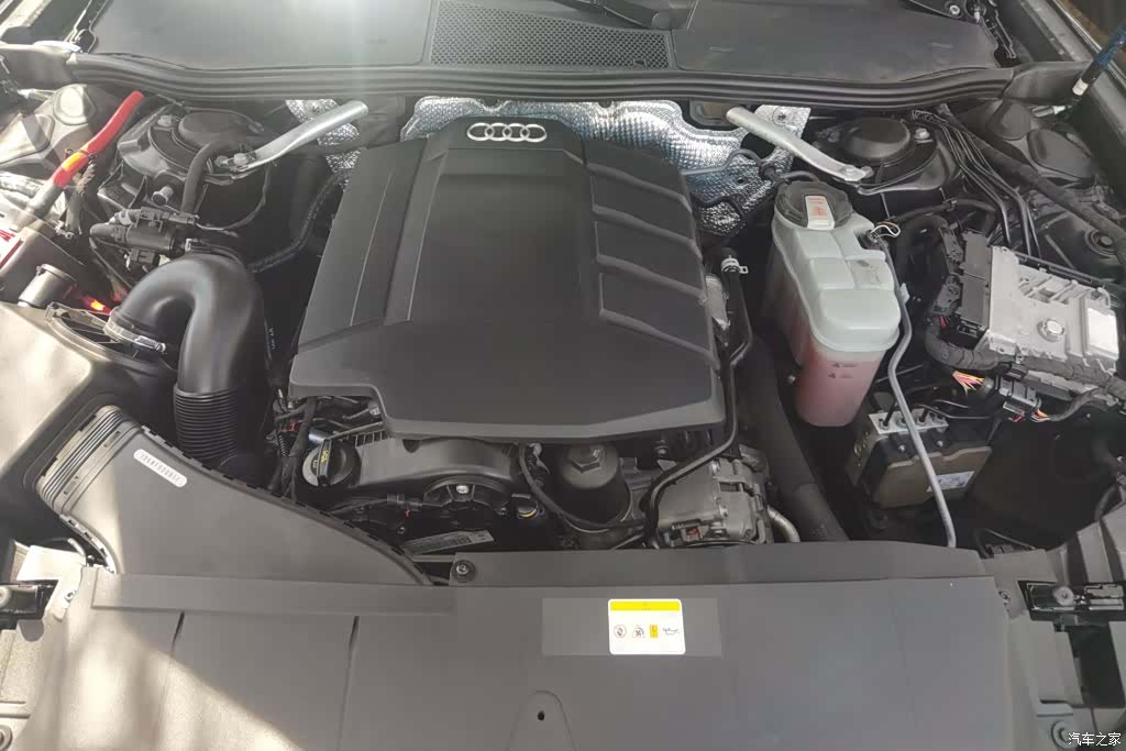 Audi A6L, 2021 10