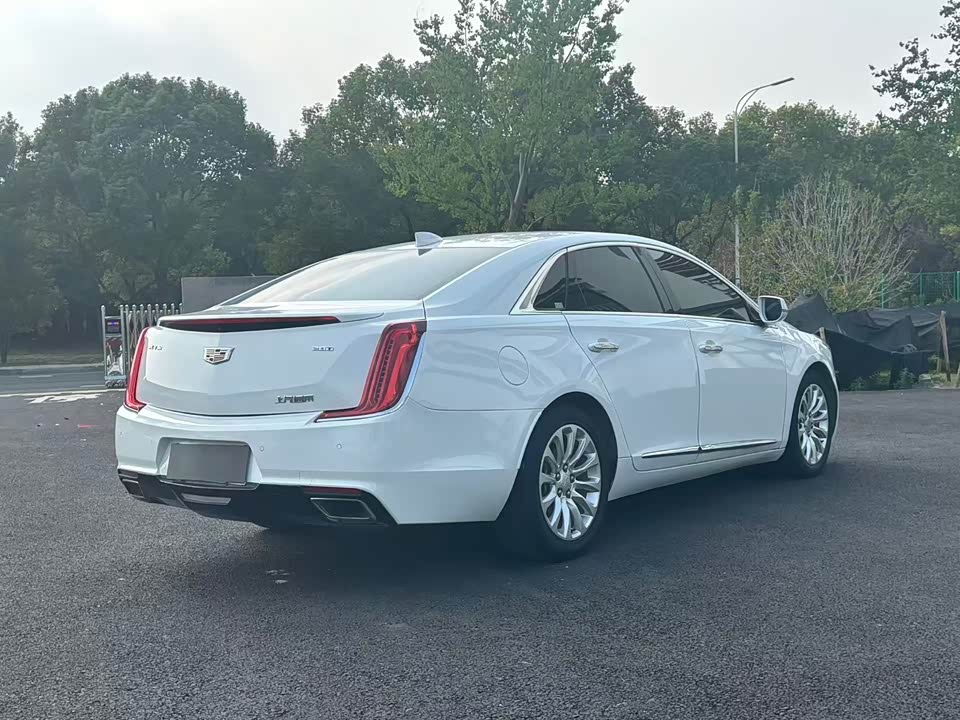 Cadillac XTS