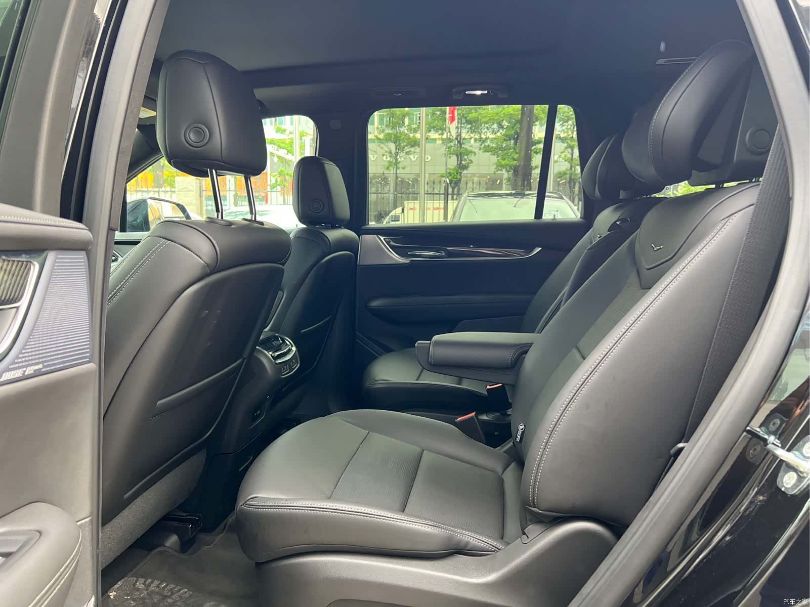 Cadillac XT6, 2026 9