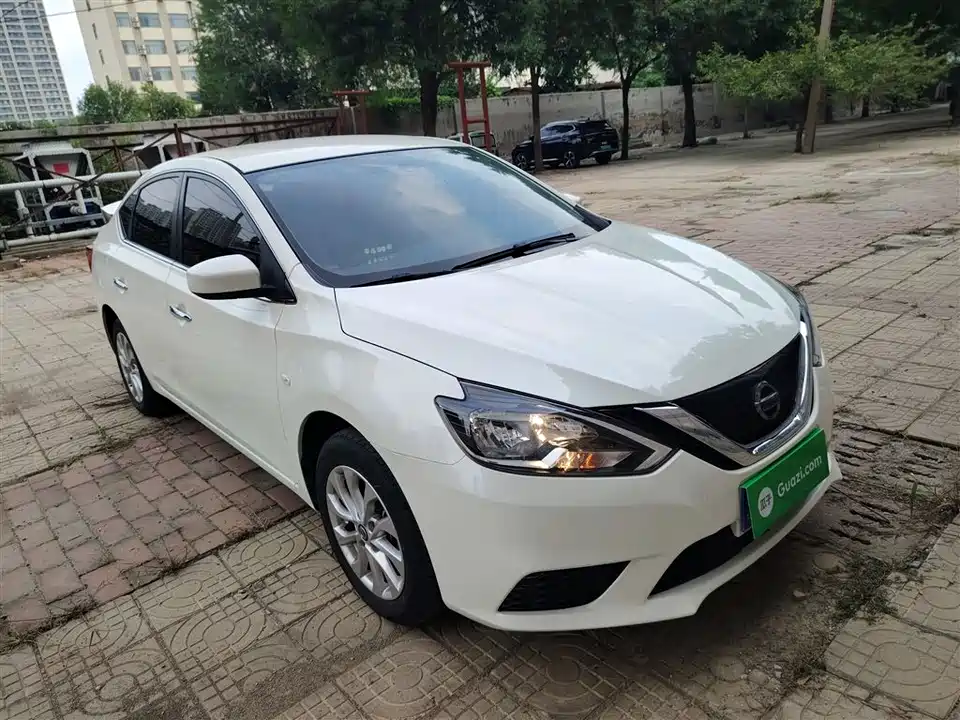 Nissan Xuan Yi