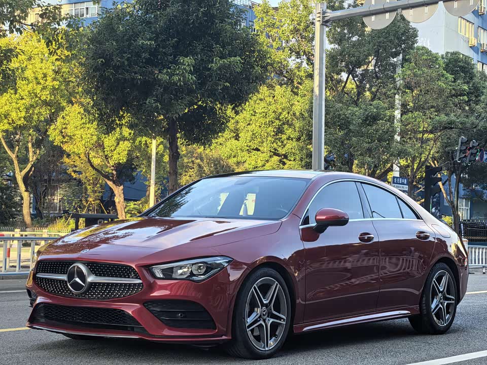 Mercedes-Benz CLA