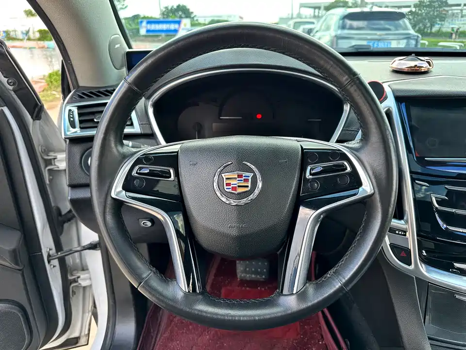 Cadillac SRX