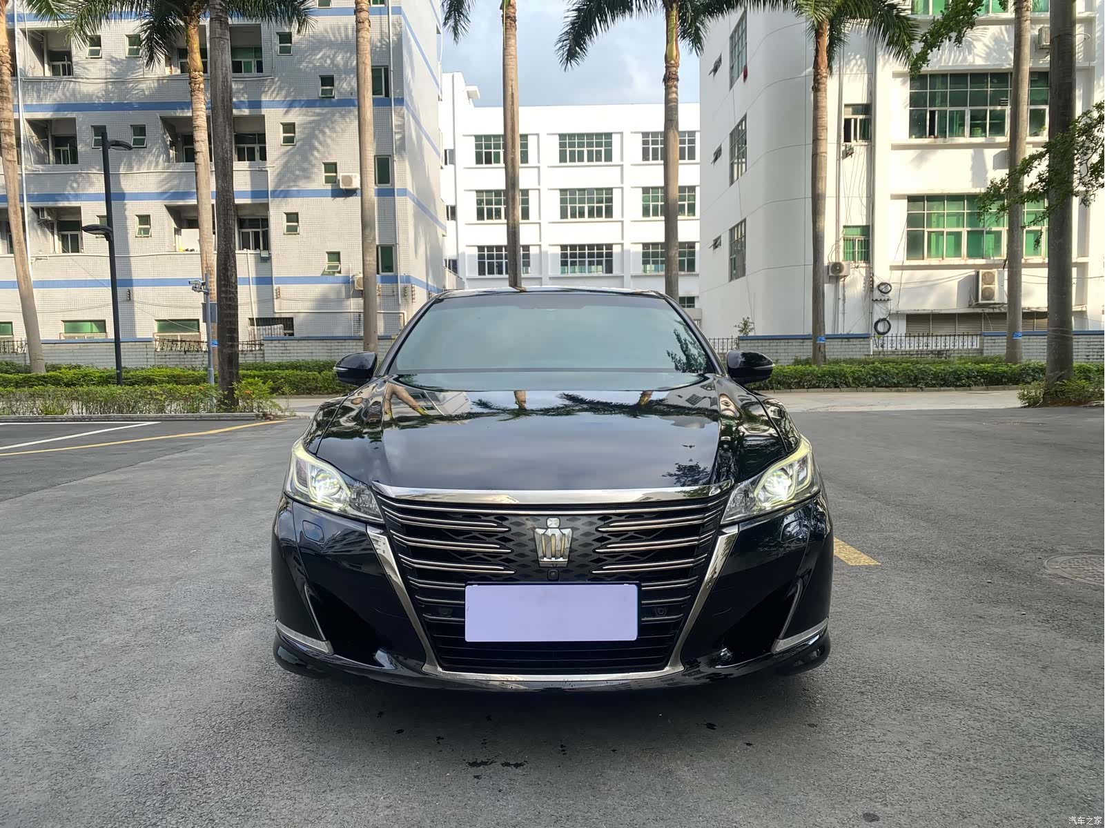 Toyota Crown, 2018 2