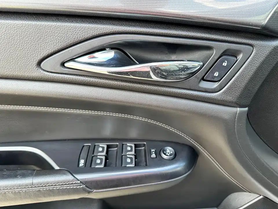 Cadillac SRX