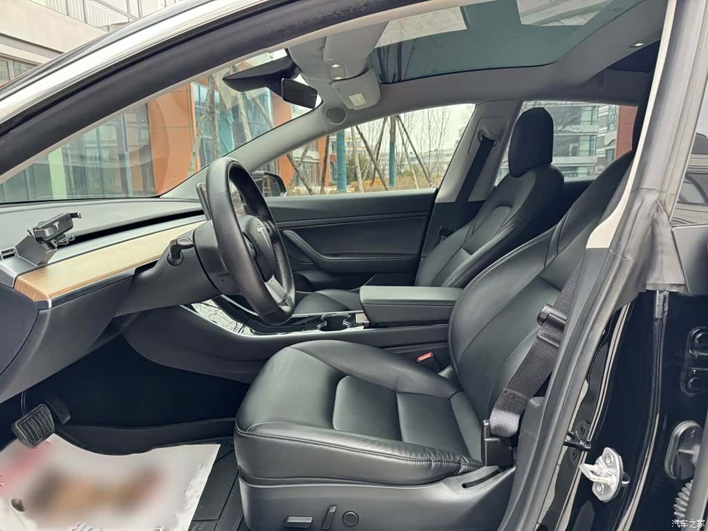 Tesla Model 3, 2020 7