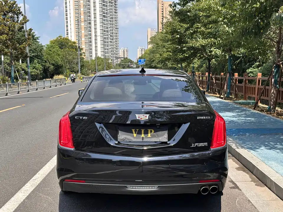 Cadillac CT6