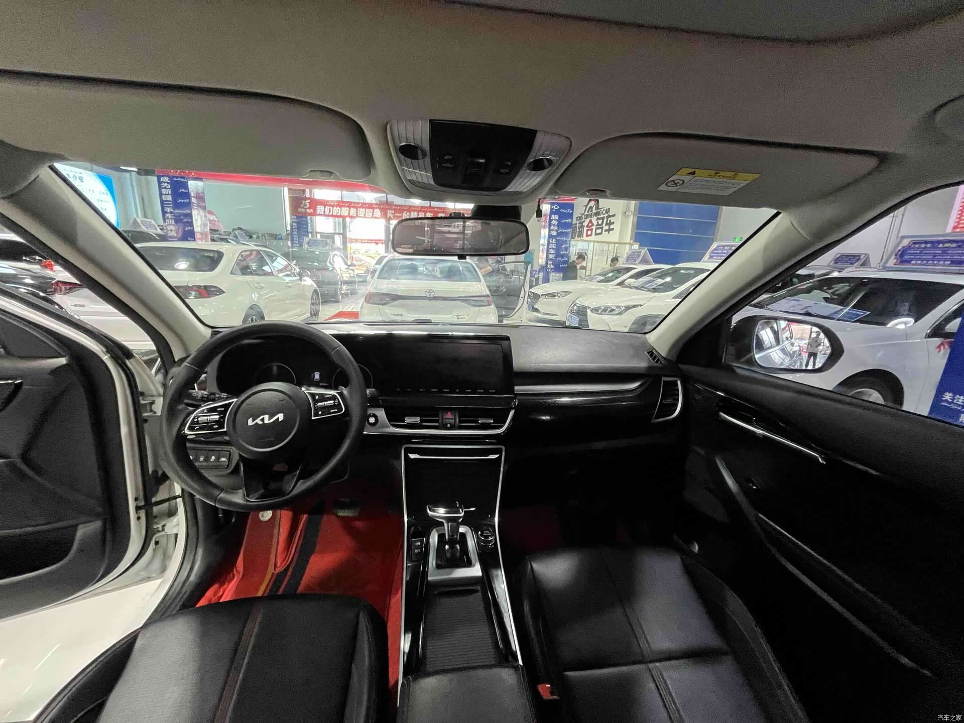 Kia KX3, 2022 все фото