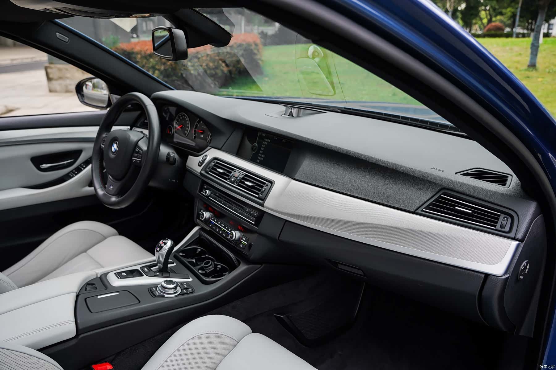 BMW M5, 2012 10