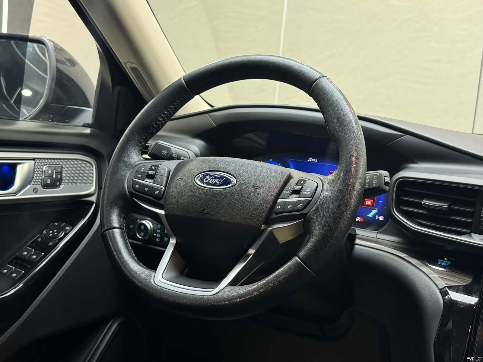 Ford Explorer, 2020 13