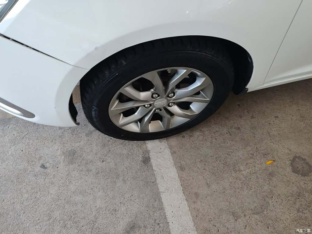 Geely Emgrand, 2016 23