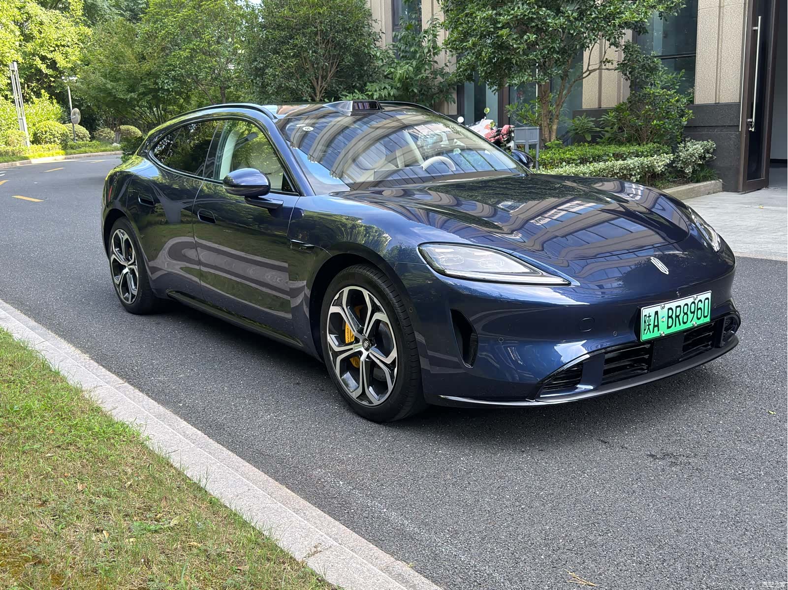 SAIC ShangJie Z7T, 2026 3
