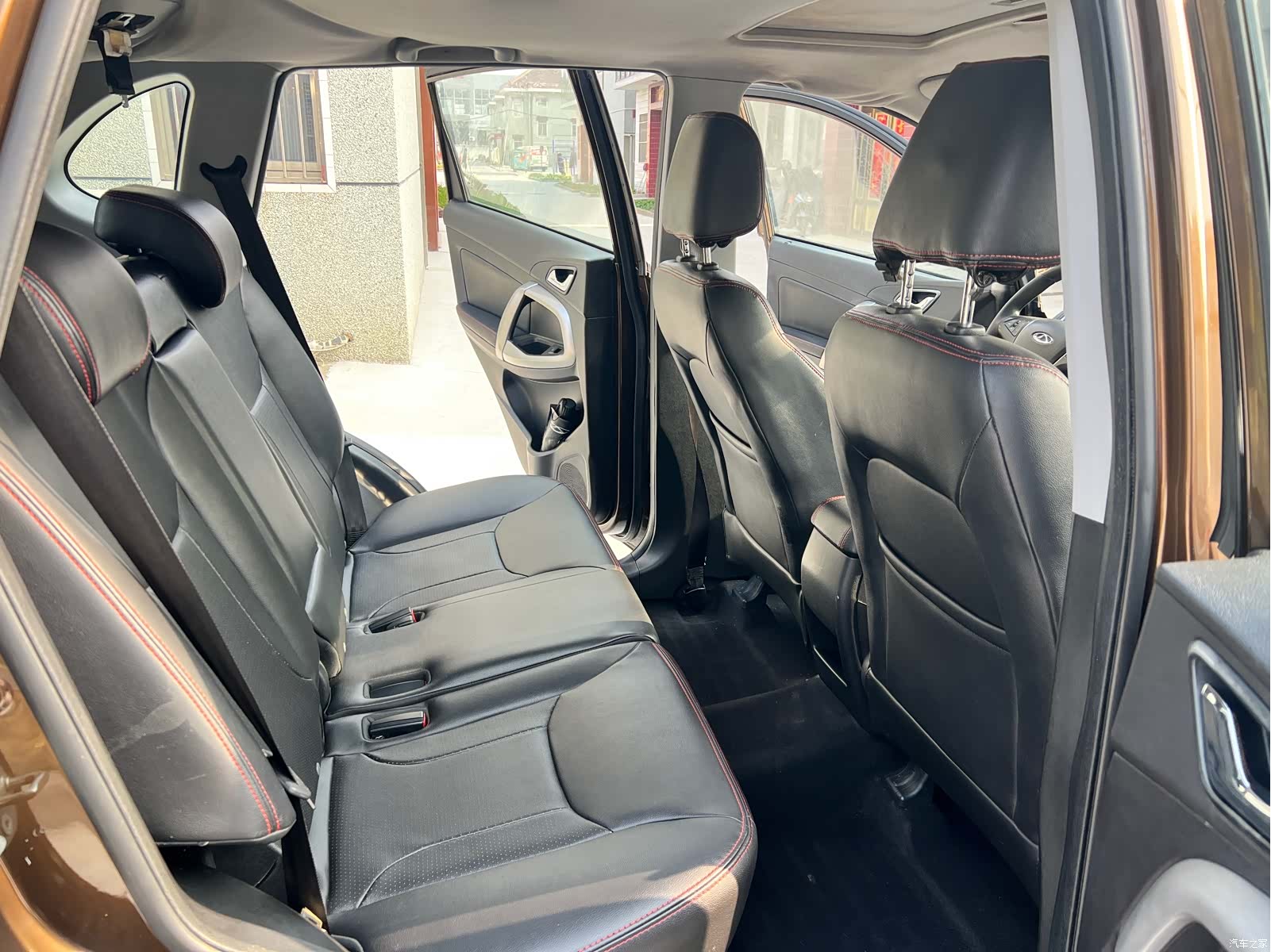 Chery 5, 2014 8