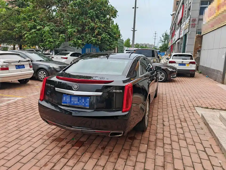 Cadillac XTS