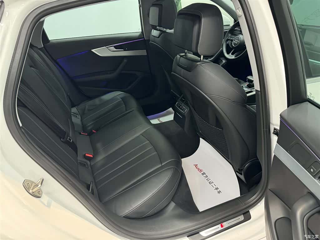 Audi A4L, 2021 11