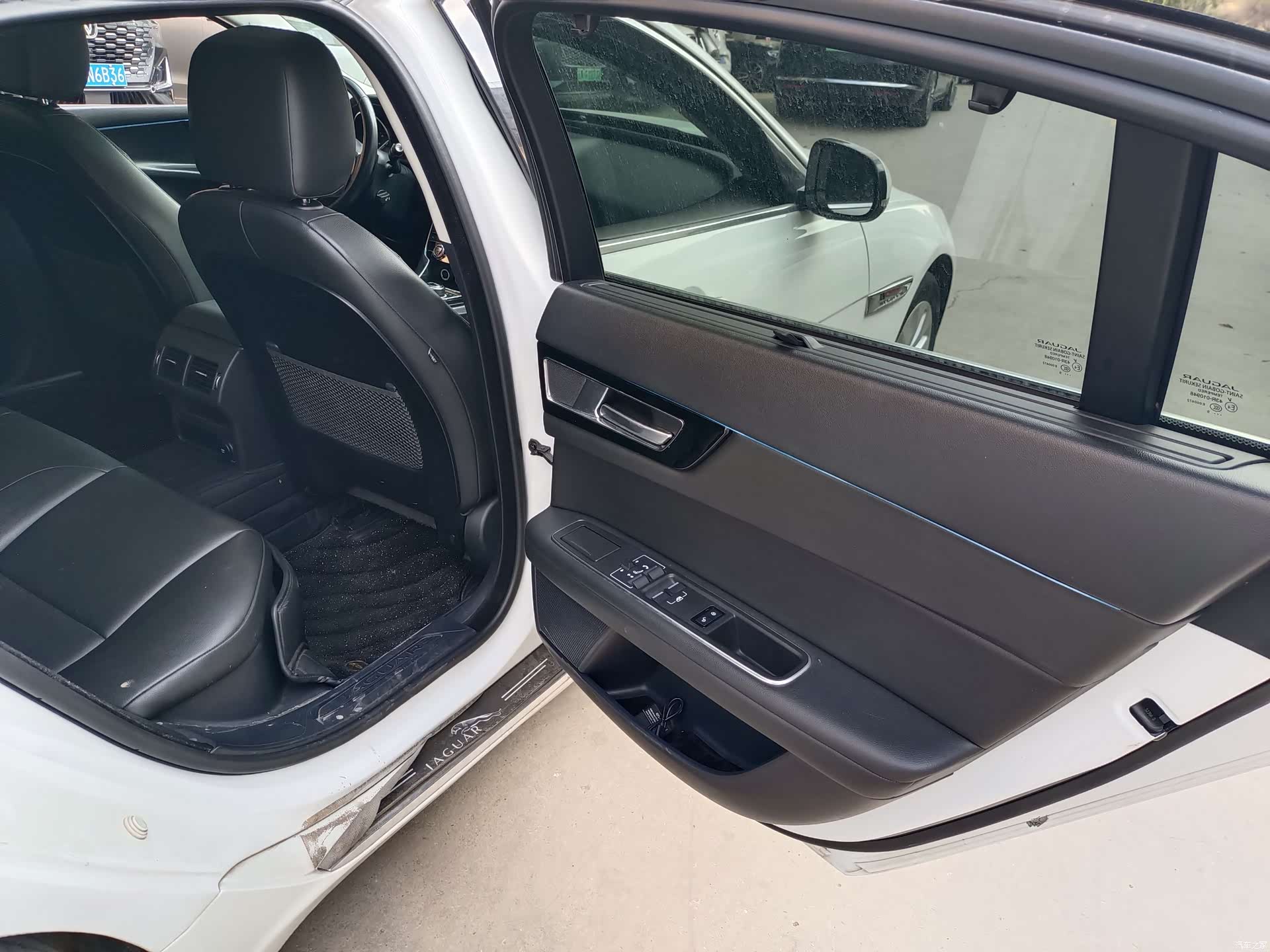 Land Rover XEL, 2019 6