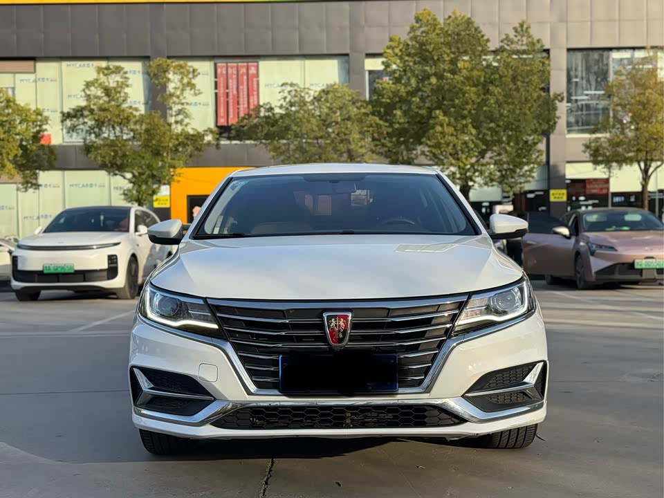 Roewe i6