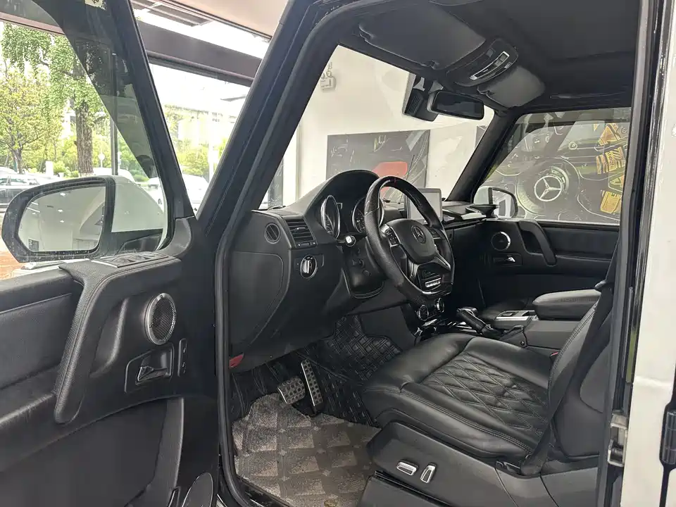 Mercedes-Benz G-class Mercedes-Benz G-class