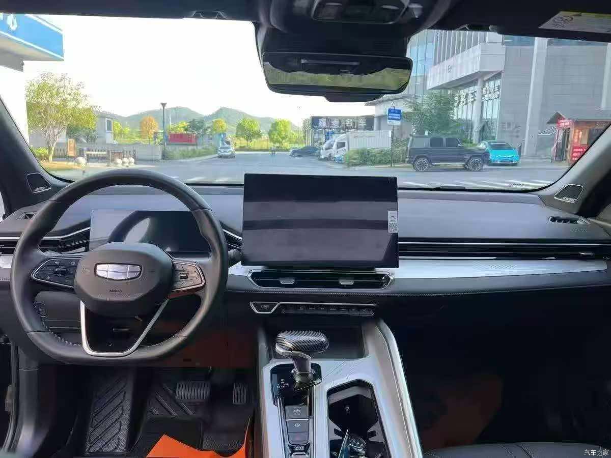 Geely Preface, 2022 4