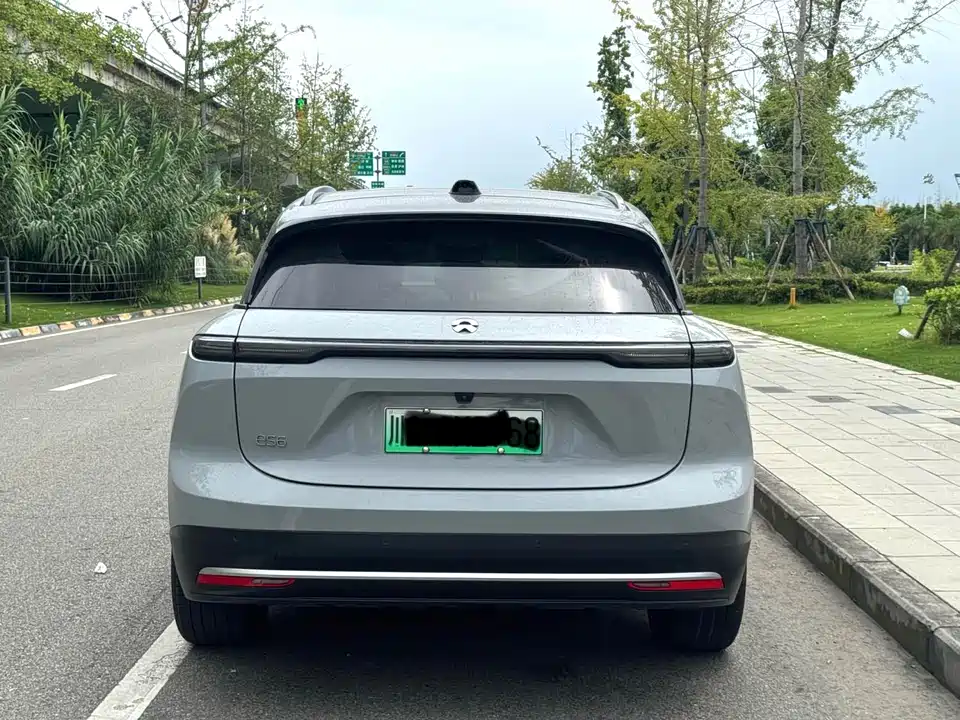 NIO ES6