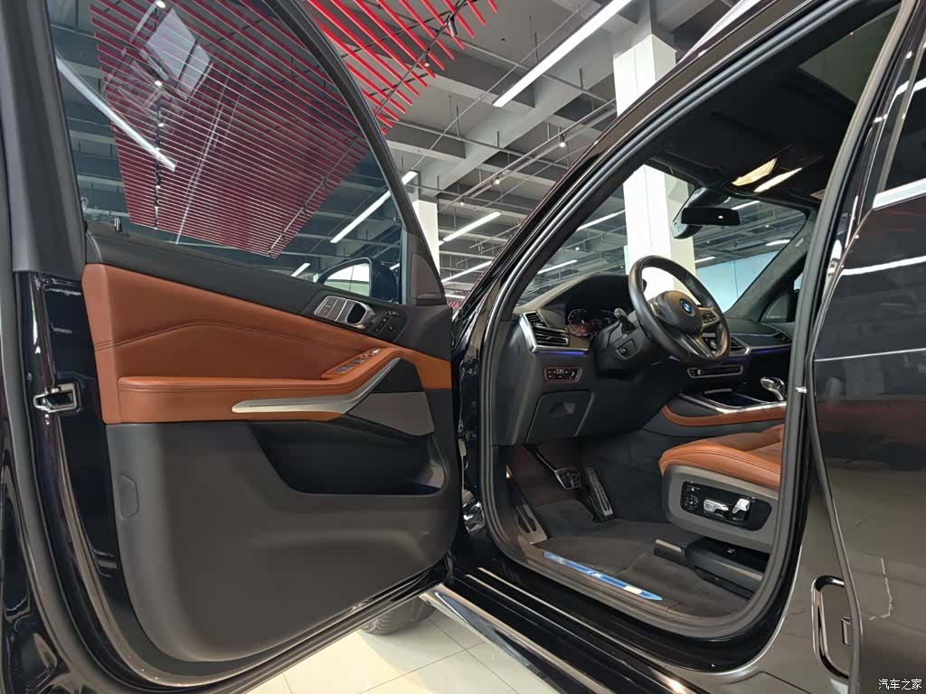 BMW X7, 2023 28