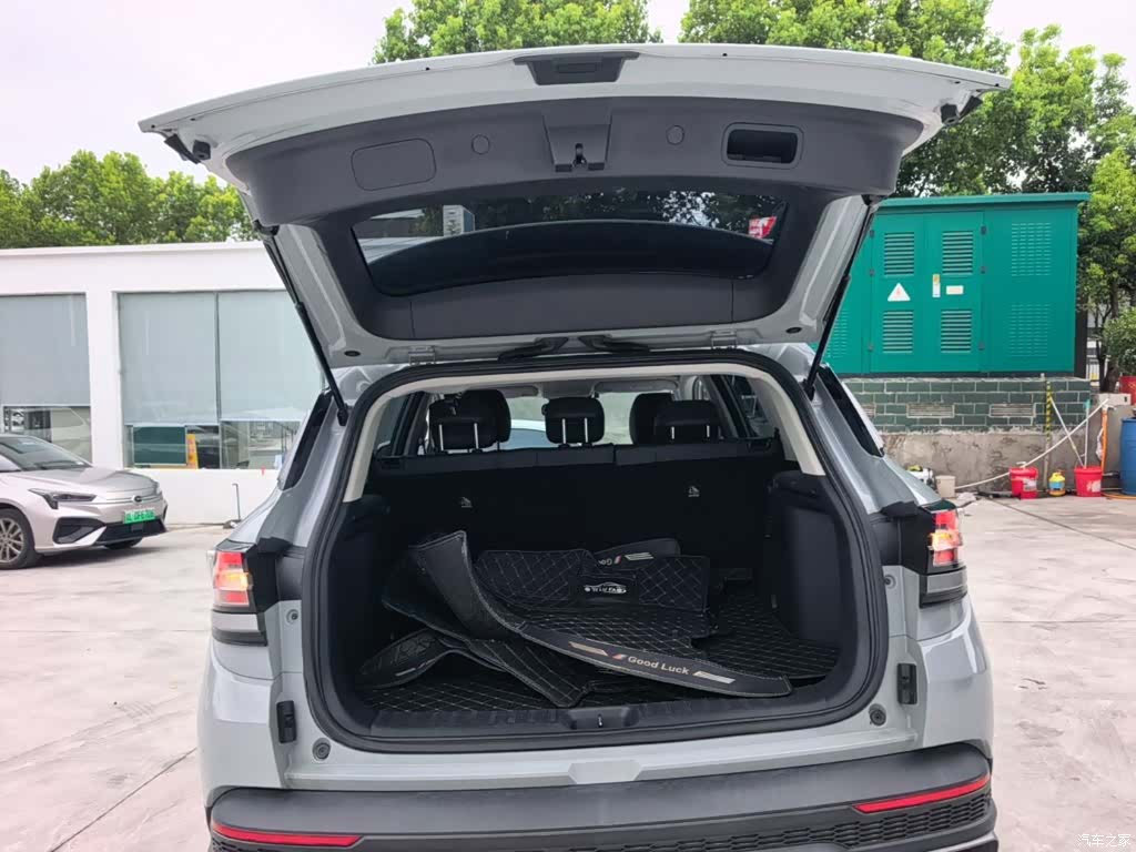 DongFeng AX7, 2022 19