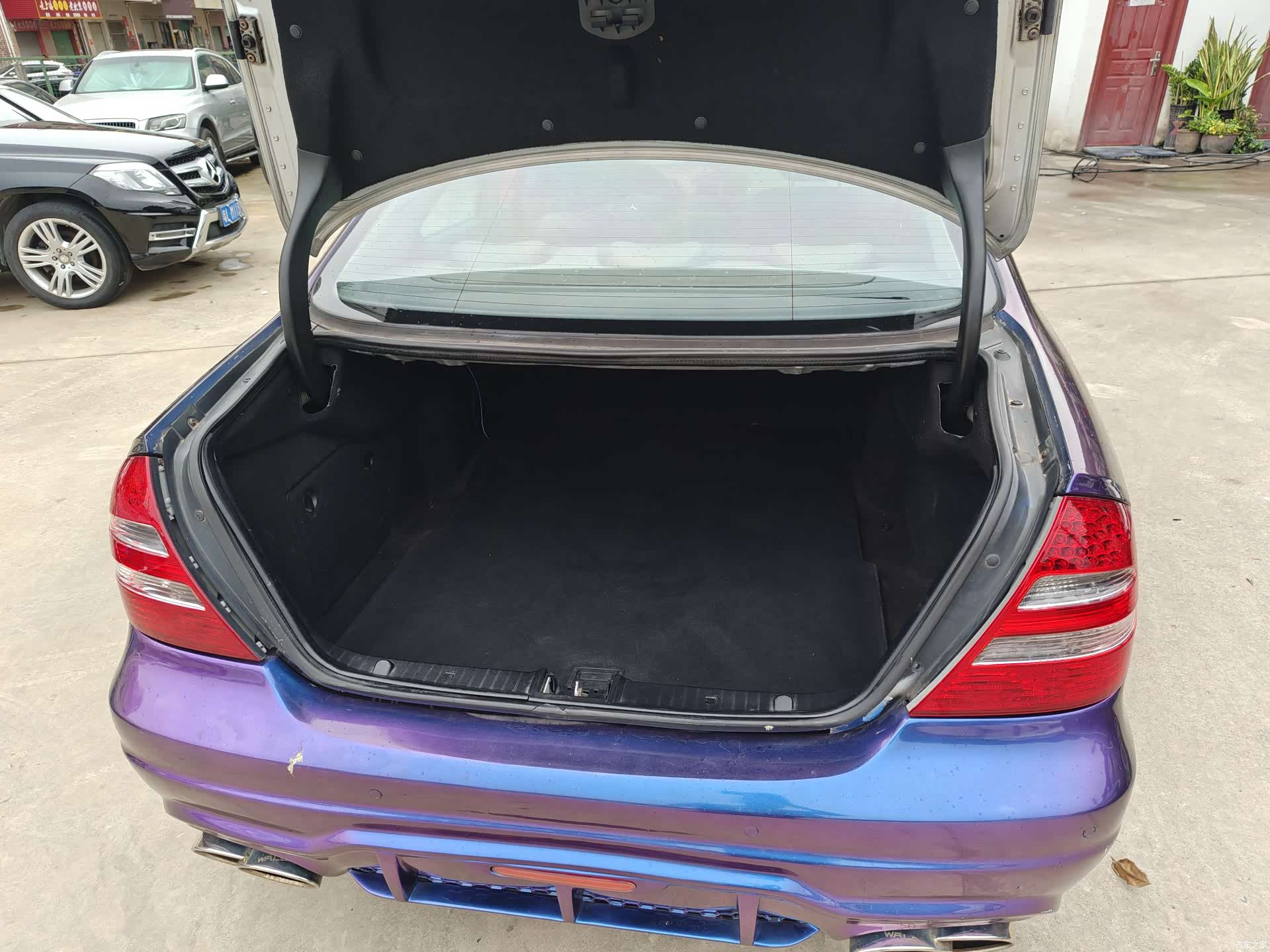 Mercedes-Benz E-Class, 2006 28