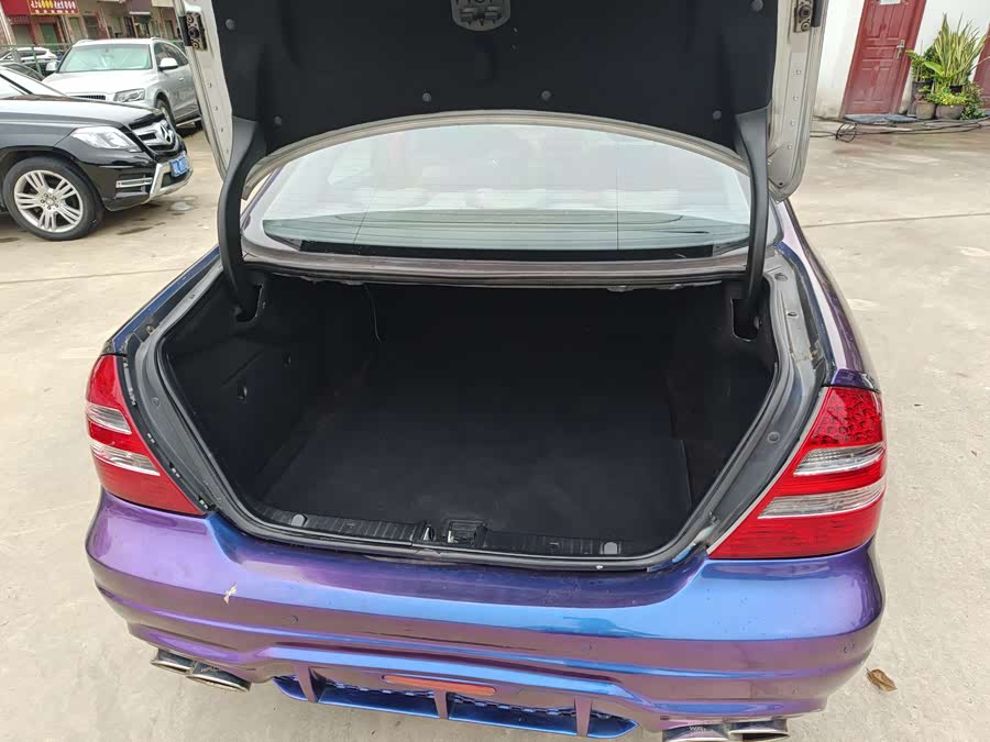 Mercedes-Benz E-Class 2006, фото 28