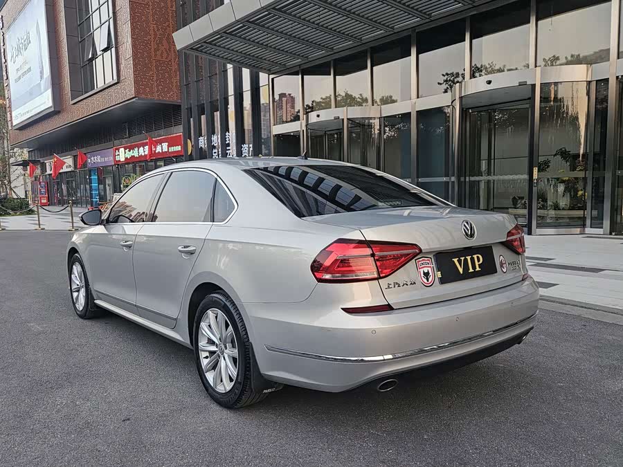 Volkswagen Passat 2017, фото 8