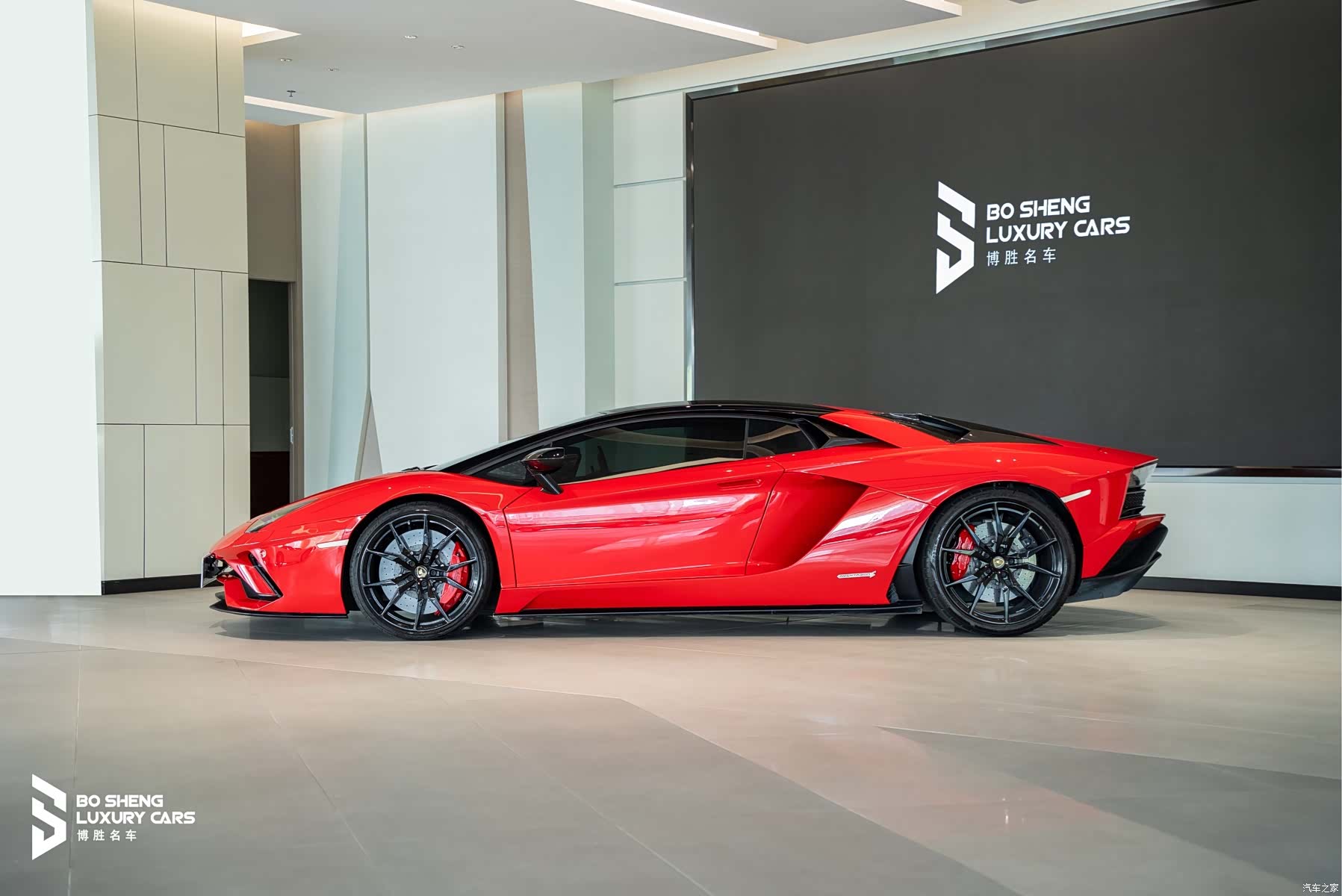 Lamborghini Aventador, 2019 3