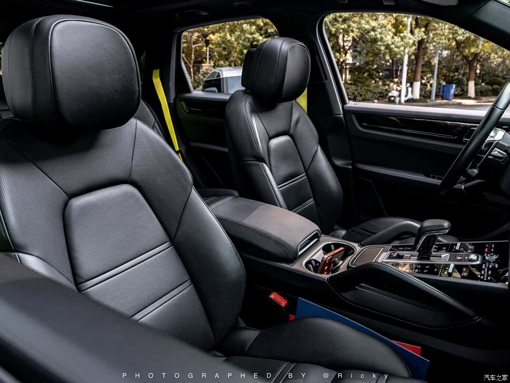 Porsche Cayenne, 2019 9