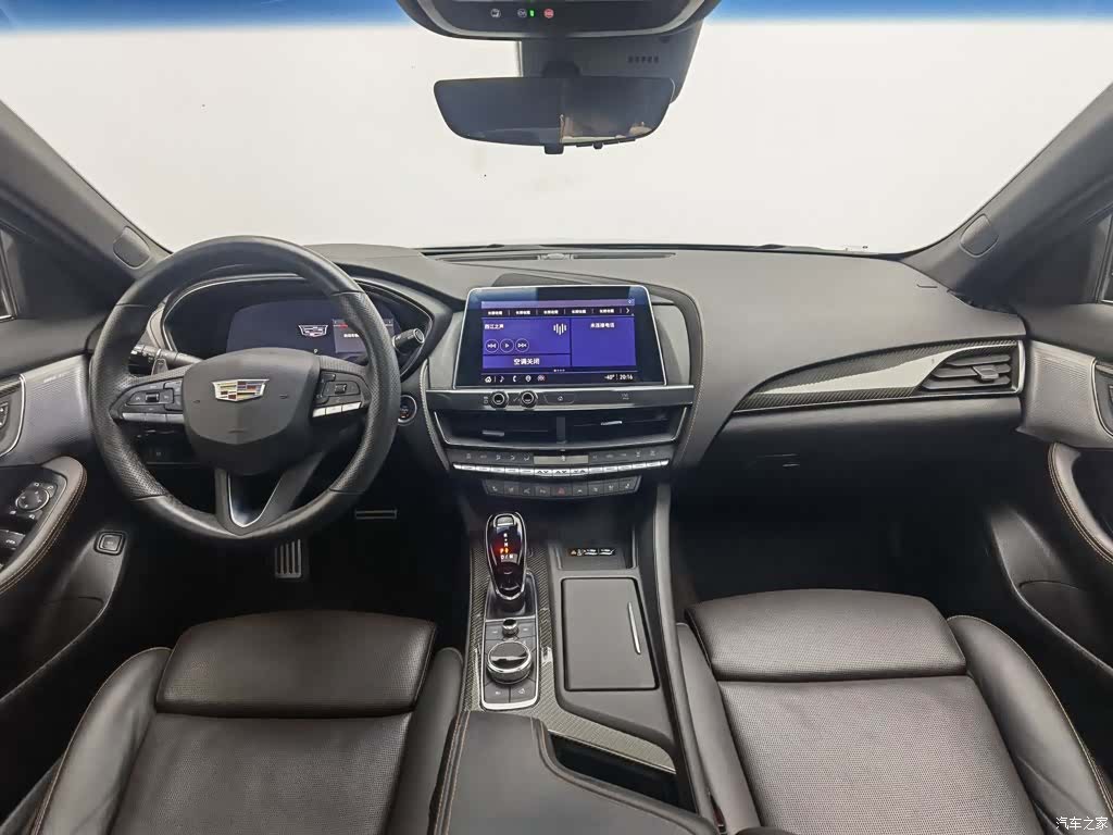 Cadillac CT5, 2021 все фото