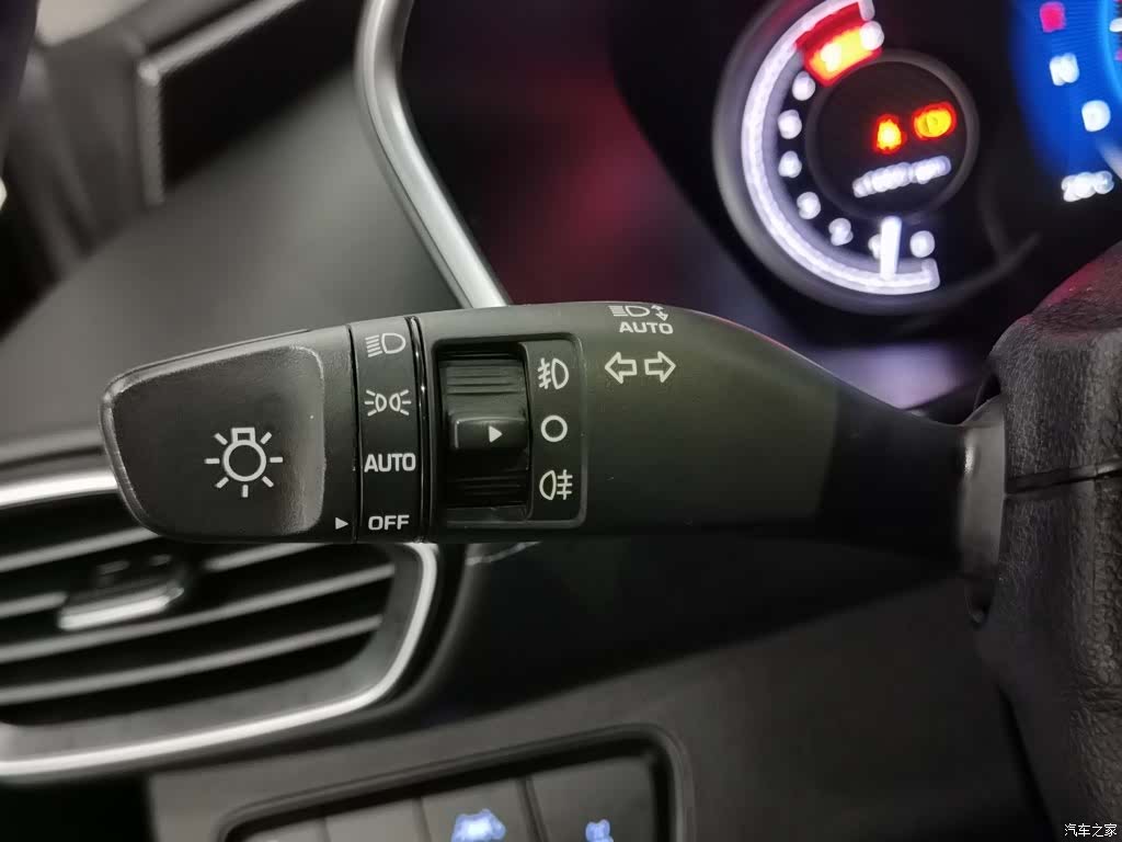 Hyundai Santa Fe, 2021 21