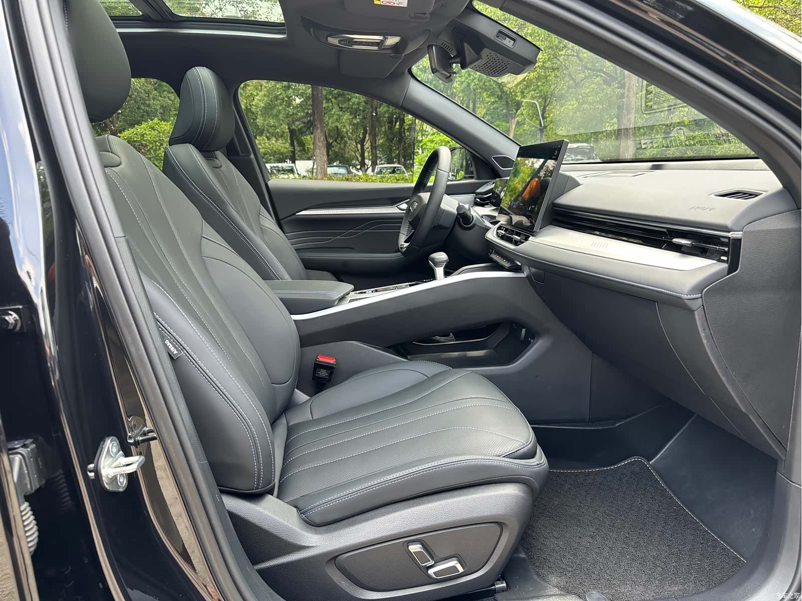 Geely Preface, 2024 30