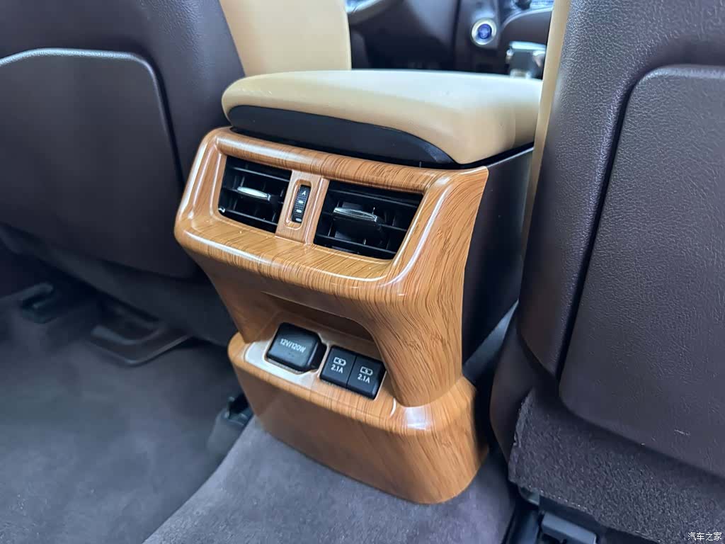 Lexus ES, 2020 23
