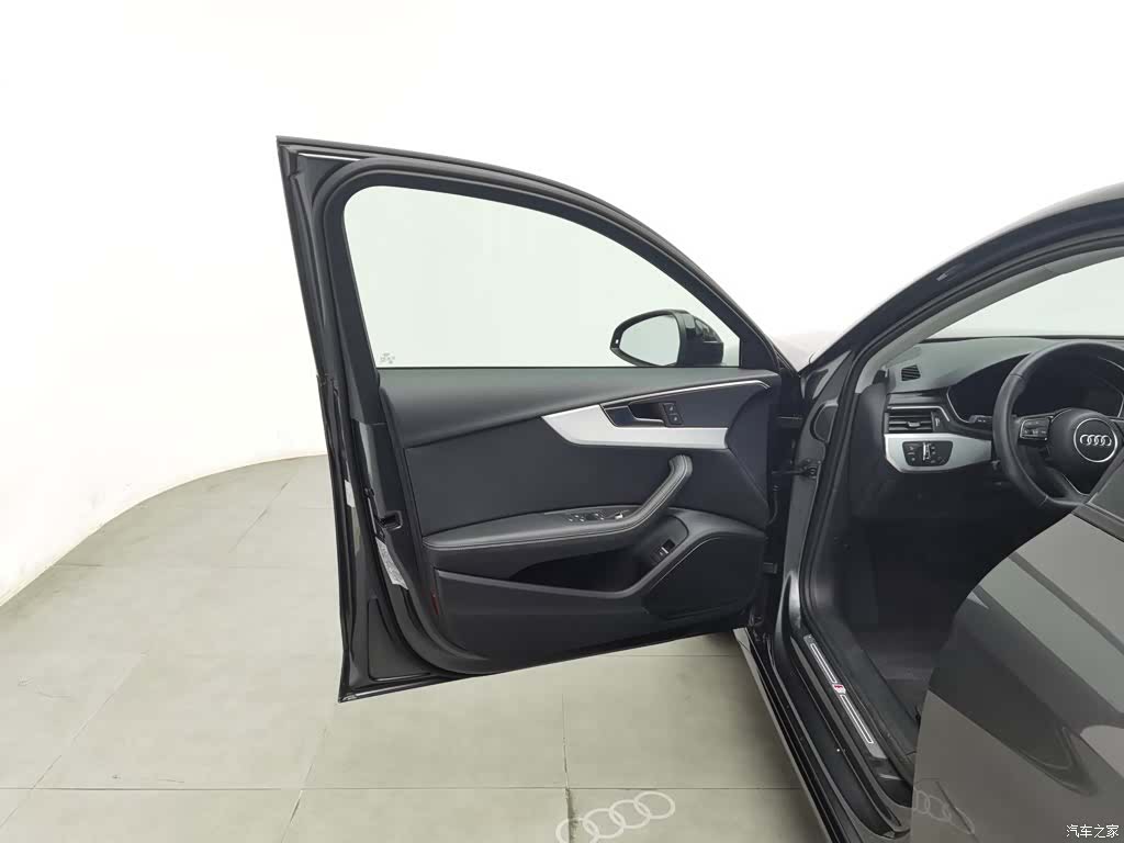 Audi A4L, 2022 8