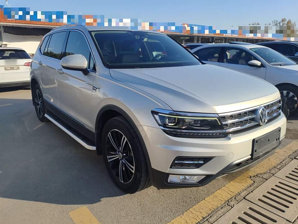 Volkswagen Tiguan L