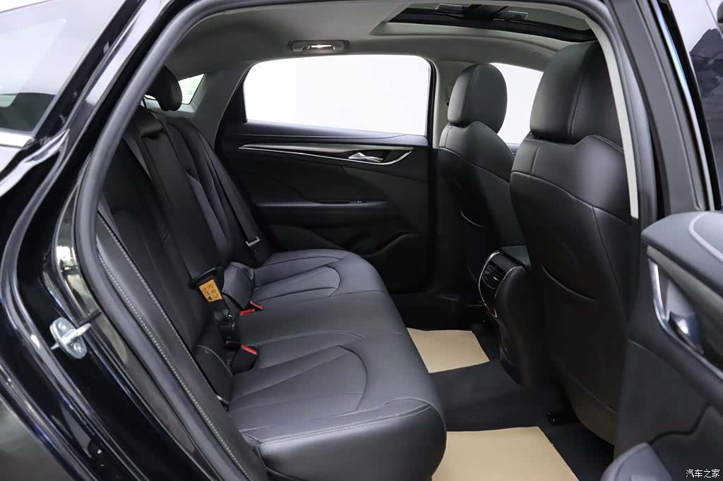 Buick LaCrosse, 2022 15