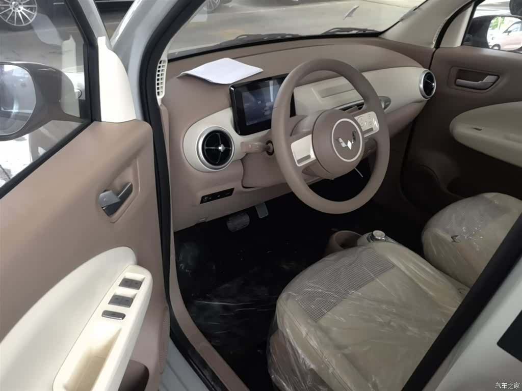 Wuling MINIEV, 2026 16