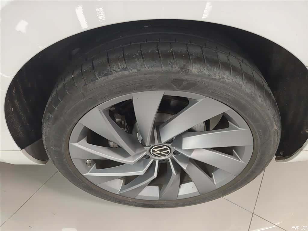 Volkswagen CC, 2024 28