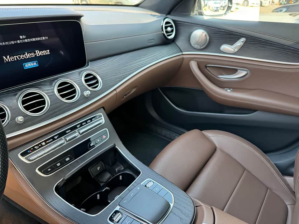 Mercedes-Benz E-class Mercedes-Benz E-class