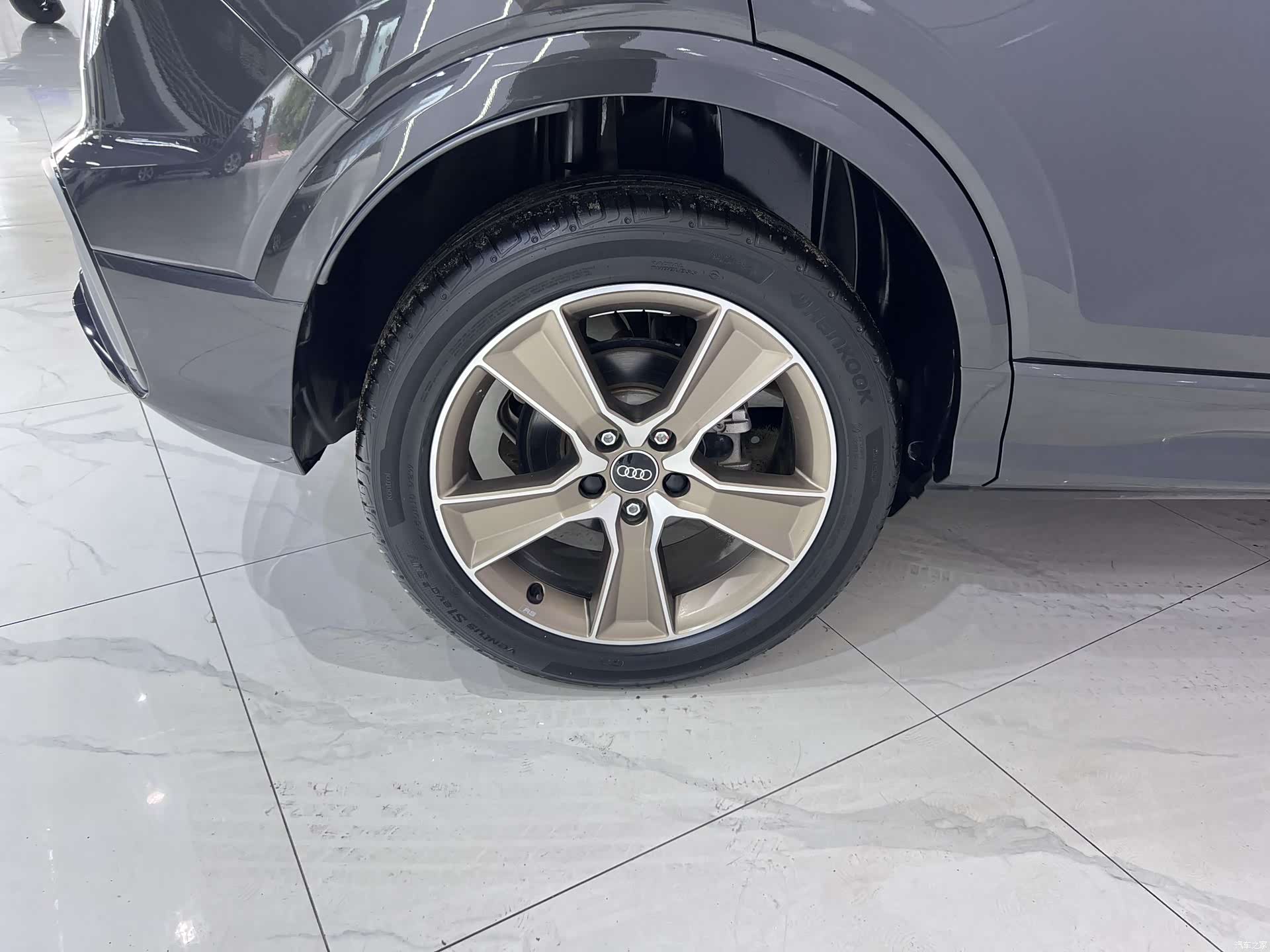 Audi Q2L, 2022 20