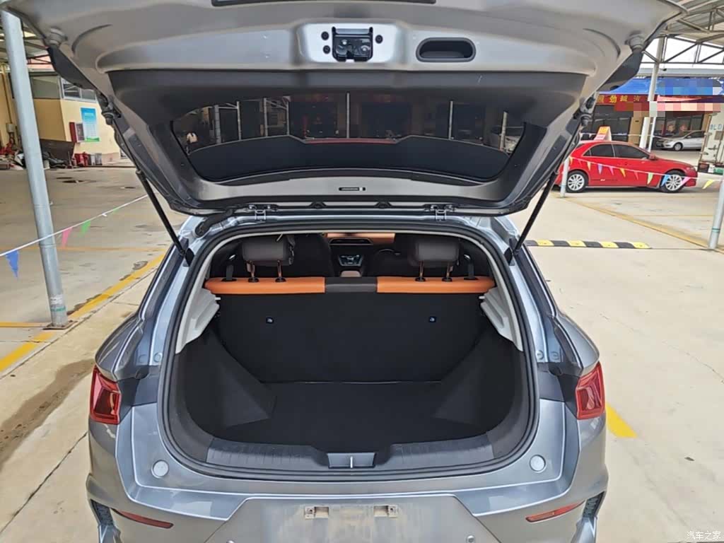 BYD E2, 2022 19