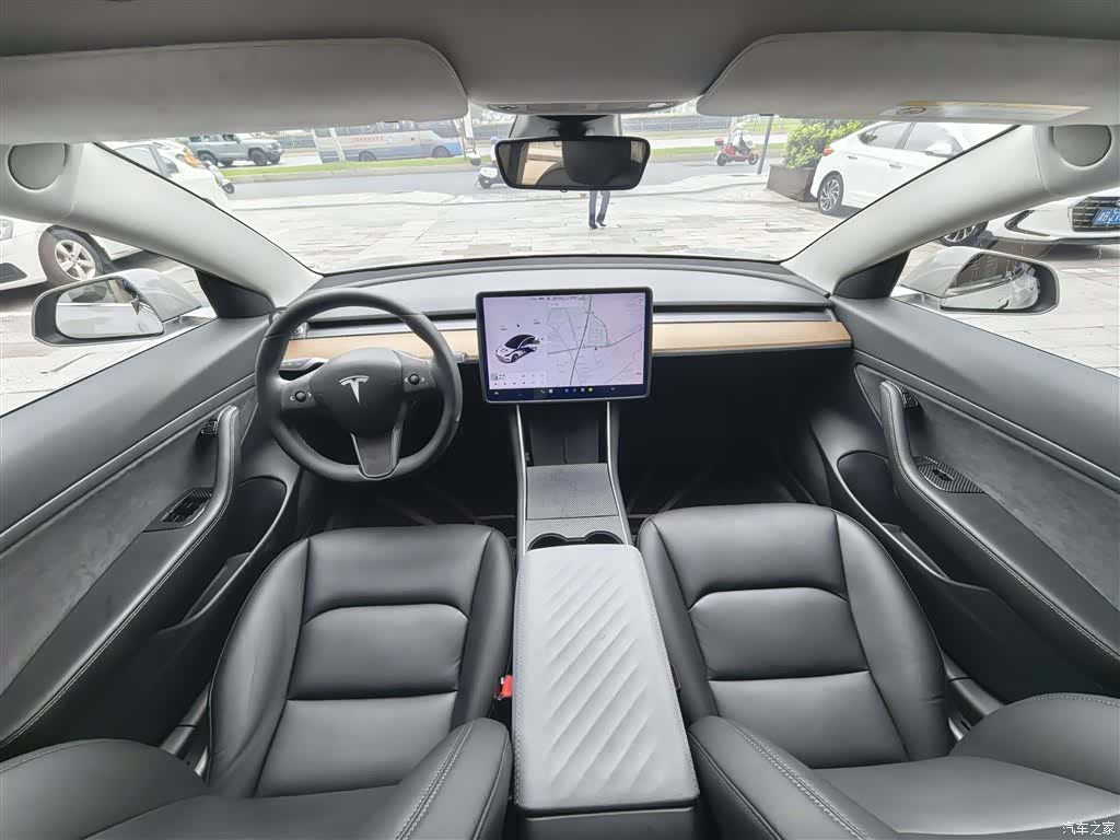 Tesla Model 3, 2020 все фото