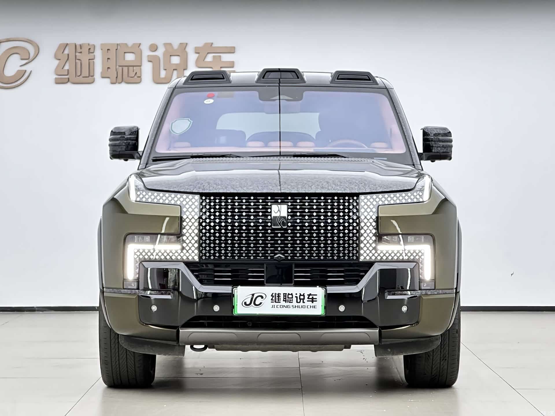 Yangwang U8, 2024 3