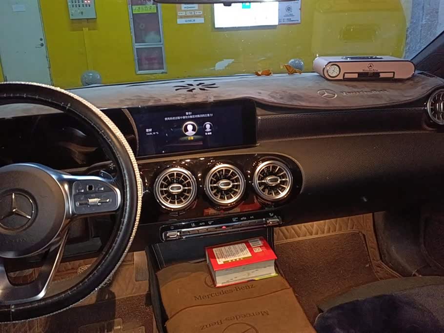 Mercedes-Benz Class A Mercedes-Benz Class A