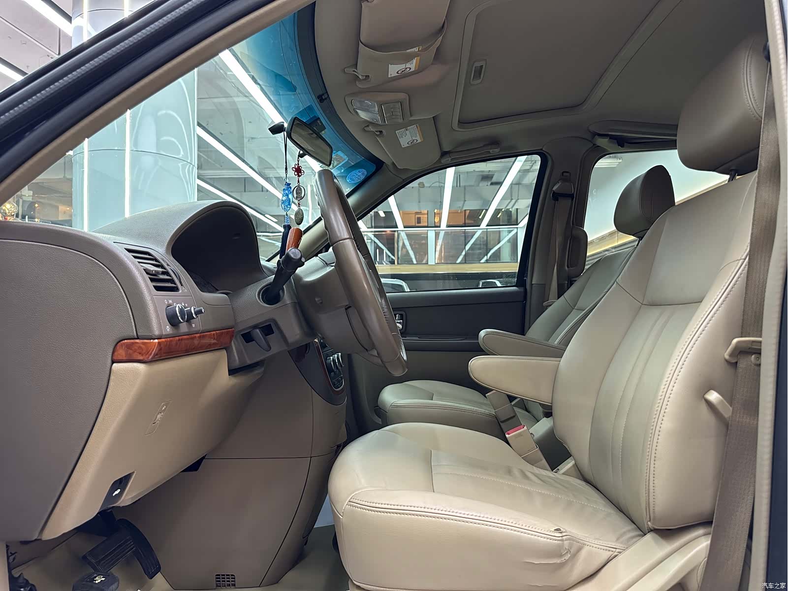Buick GL8, 2012 все фото
