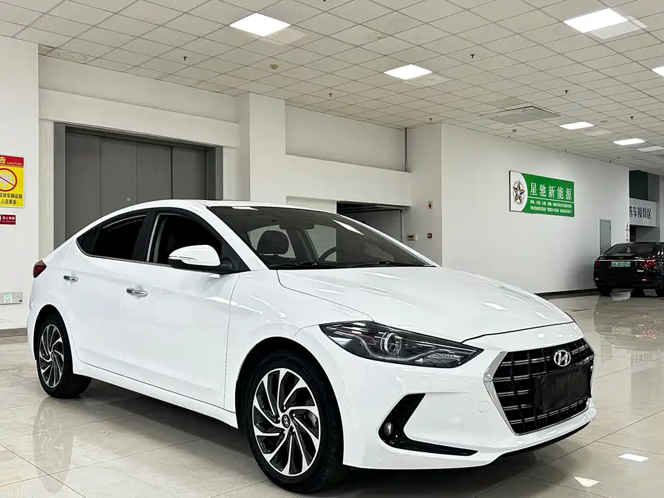 Hyundai Lead